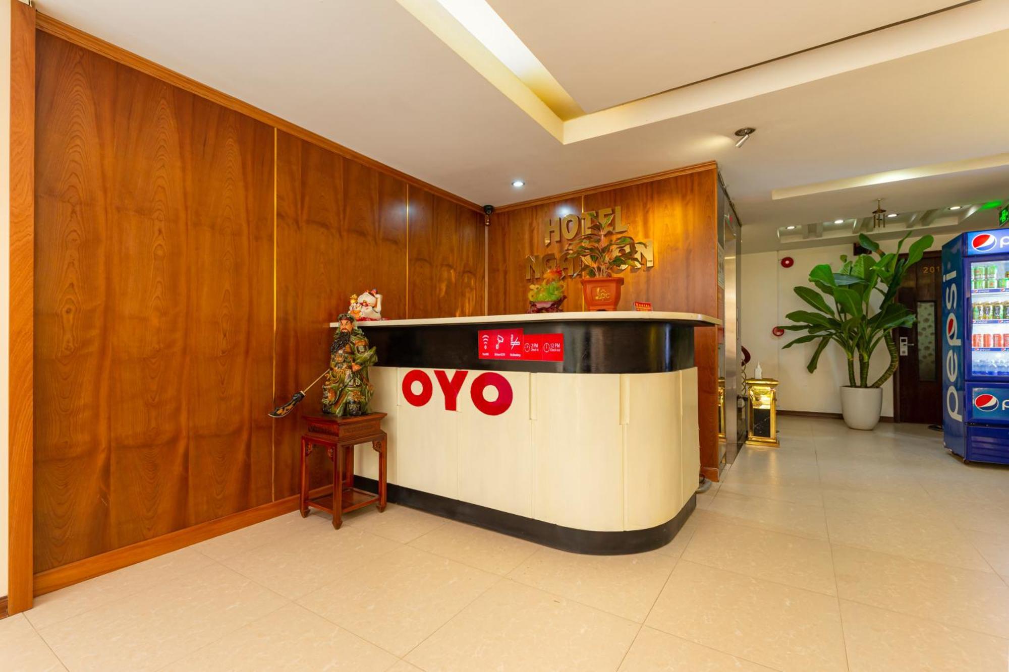 Oyo 1133 Ngan Son Hotel Ханой Экстерьер фото